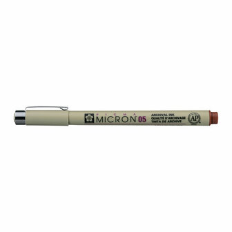 Sakura Pigma Micron 05 pen bruin